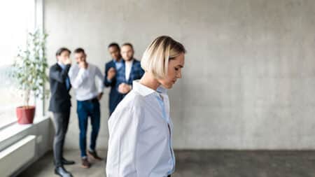 Problemi con colleghi sul lavoro: come gestirli e prevenirli